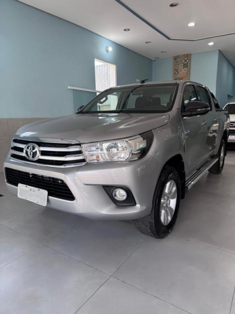 TOYOTA Hilux Caminhonete 2.7 16V 4P SR FLEX CABINE DUPLA, Foto 4