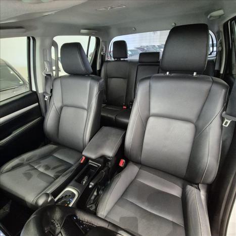 TOYOTA Hilux Caminhonete 2.8 16V SRX 4X4 TURBO DIESEL CABINE DUPLA AUTOMTICO, Foto 14