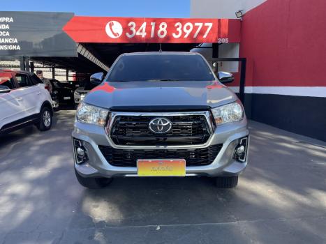 TOYOTA Hilux Caminhonete 2.8 16V SRV 4X4 DIESEL CABINE DUPLA AUTOMTICO, Foto 2