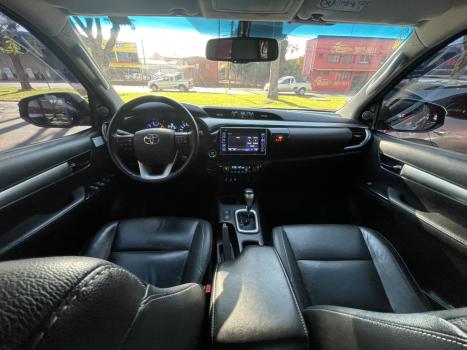 TOYOTA Hilux Caminhonete 2.8 16V SRV 4X4 DIESEL CABINE DUPLA AUTOMTICO, Foto 16