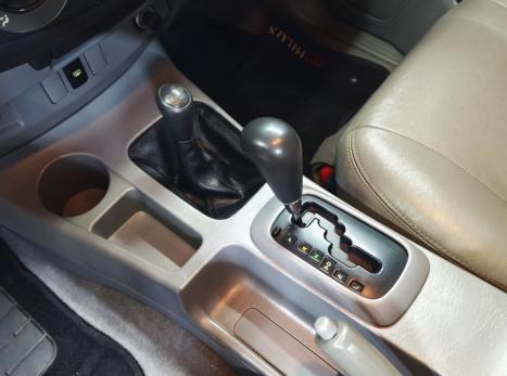 TOYOTA Hilux Caminhonete 3.0 4P 4X4 SRV TURBO DIESEL CABINE DUPLA AUTOMTICO, Foto 13