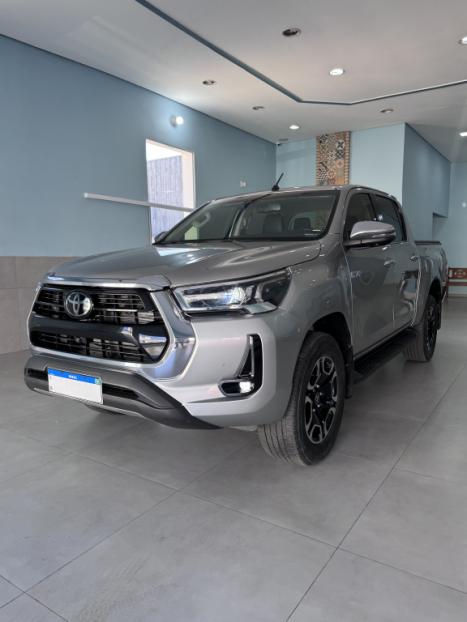TOYOTA Hilux Caminhonete 2.8 16V SRX 4X4 TURBO DIESEL CABINE DUPLA AUTOMTICO, Foto 4