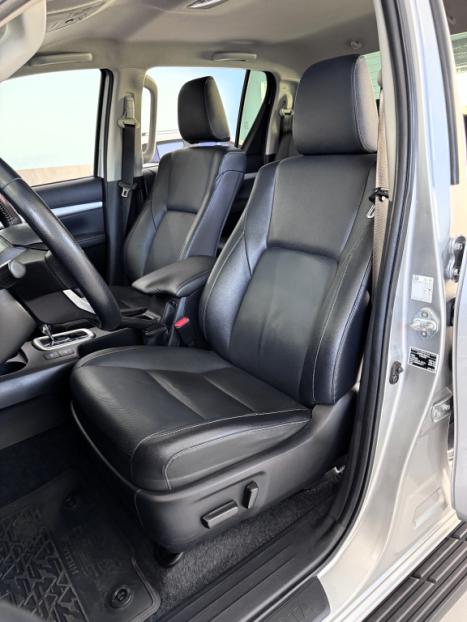 TOYOTA Hilux Caminhonete 2.8 16V SRX 4X4 TURBO DIESEL CABINE DUPLA AUTOMTICO, Foto 12