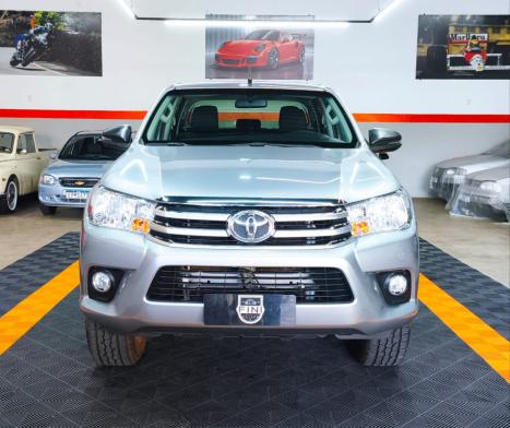 TOYOTA Hilux Caminhonete 2.7 16V 4P SR FLEX CABINE DUPLA, Foto 3
