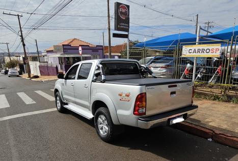 TOYOTA Hilux Caminhonete 3.0 4P 4X4 SRV TURBO DIESEL CABINE DUPLA AUTOMTICO, Foto 2