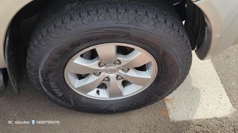 TOYOTA Hilux Caminhonete 3.0 4P 4X4 SRV TURBO DIESEL CABINE DUPLA AUTOMTICO, Foto 13