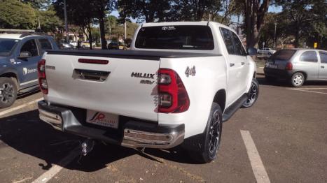 TOYOTA Hilux Caminhonete 2.8 16V SRV 4X4 DIESEL CABINE DUPLA AUTOMTICO, Foto 4