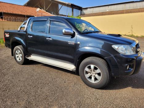 TOYOTA Hilux Caminhonete 3.0 4P 4X4 SRV TURBO DIESEL CABINE DUPLA AUTOMTICO, Foto 3