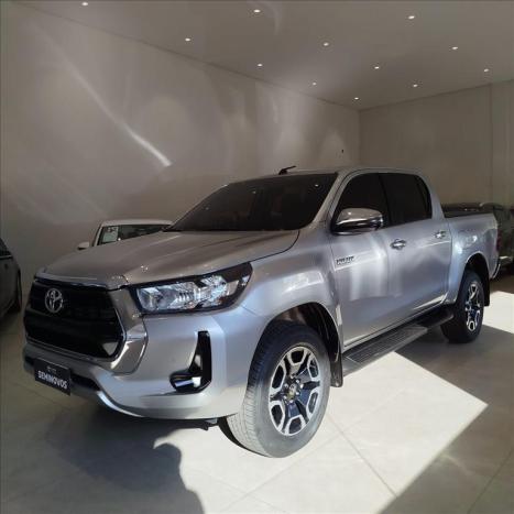 TOYOTA Hilux Caminhonete 2.8 16V SRV 4X4 DIESEL CABINE DUPLA AUTOMTICO, Foto 3
