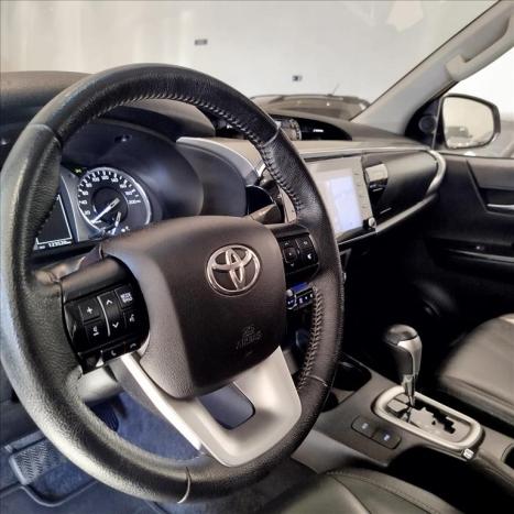 TOYOTA Hilux Caminhonete 2.8 16V SRV 4X4 DIESEL CABINE DUPLA AUTOMTICO, Foto 14