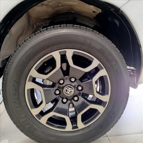 TOYOTA Hilux Caminhonete 2.8 16V SRV 4X4 DIESEL CABINE DUPLA AUTOMTICO, Foto 18