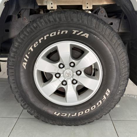 TOYOTA Hilux Caminhonete 3.0 16V 4P 4X4 SRV TURBO DIESEL CABINE DUPLA AUTOMTICO, Foto 10