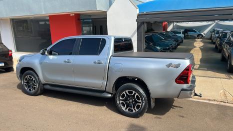 TOYOTA Hilux Caminhonete 2.8 16V SRX 50 ANOS 4X4 TURBO DIESEL CABINE DUPLA AUTOMTICO, Foto 2