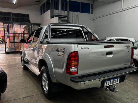 TOYOTA Hilux Caminhonete 3.0 4P 4X4 SRV TURBO DIESEL TOP CABINE DUPLA AUTOMTICO, Foto 6