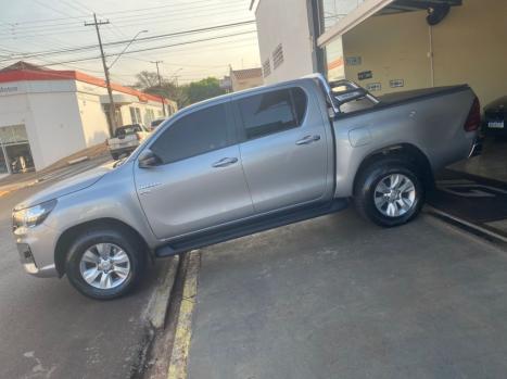 TOYOTA Hilux Caminhonete 2.7 16V 4P SR FLEX CABINE DUPLA AUTOMTICO, Foto 5