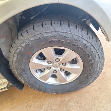 TOYOTA Hilux Caminhonete 2.7 16V 4P SRV FLEX CABINE DUPLA AUTOMTICO, Foto 14