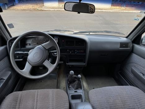 TOYOTA Hilux Caminhonete 2.8 16V  LOW M4FD 4X4 TURBO DIESEL CABINE DUPLA, Foto 7