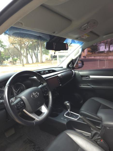 TOYOTA Hilux Caminhonete 2.8 16V SRX 4X4 TURBO DIESEL CABINE DUPLA AUTOMTICO, Foto 9
