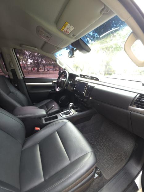 TOYOTA Hilux Caminhonete 2.8 16V SRX 4X4 TURBO DIESEL CABINE DUPLA AUTOMTICO, Foto 11