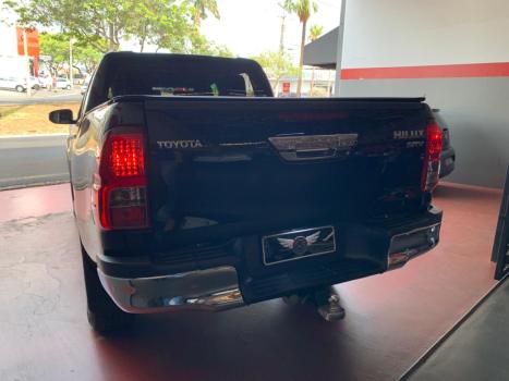 TOYOTA Hilux Caminhonete 2.8 16V SRV 4X4 DIESEL CABINE DUPLA AUTOMTICO, Foto 12