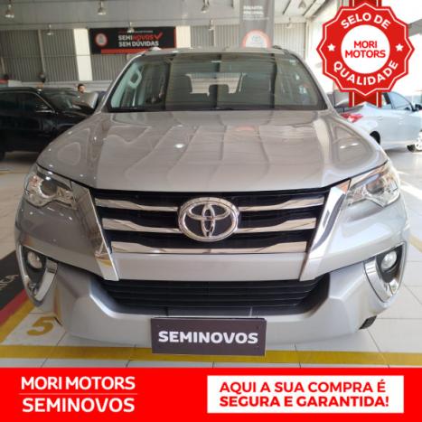 TOYOTA Hilux SW4 2.7 16V 4P SR FLEX AUTOMTICO, Foto 2