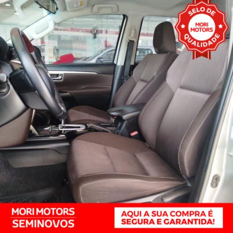 TOYOTA Hilux SW4 2.7 16V 4P SR FLEX AUTOMTICO, Foto 10