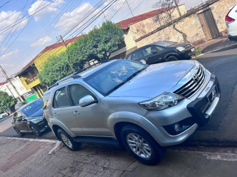 TOYOTA Hilux SW4 2.7 16V 4P SR AUTOMTICO, Foto 2