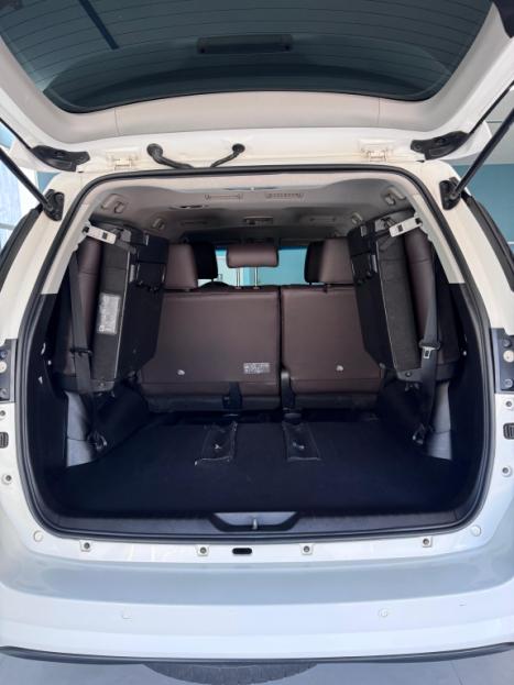 TOYOTA Hilux SW4 2.7 16V 4P FLEX SRV 7 LUGARES AUTOMTICO, Foto 17