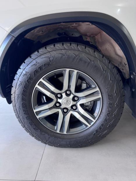TOYOTA Hilux SW4 2.7 16V 4P FLEX SRV 7 LUGARES AUTOMTICO, Foto 19