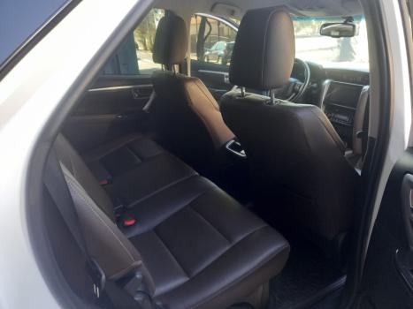 TOYOTA Hilux SW4 2.7 16V 4P FLEX SRV 7 LUGARES AUTOMTICO, Foto 11