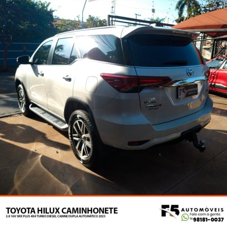 TOYOTA Hilux SW4 2.8 4P SRX 4X4 TURBO DIESEL AUTOMTICO, Foto 3