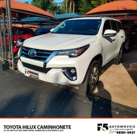TOYOTA Hilux SW4 2.8 4P SRX 4X4 TURBO DIESEL AUTOMTICO, Foto 10