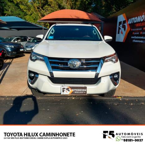 TOYOTA Hilux SW4 2.8 4P SRX 4X4 TURBO DIESEL AUTOMTICO, Foto 14
