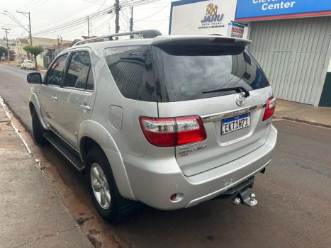 TOYOTA Hilux SW4 3.0 V6 12V 4P SRV TURBO DIESEL AUTOMTICO, Foto 1