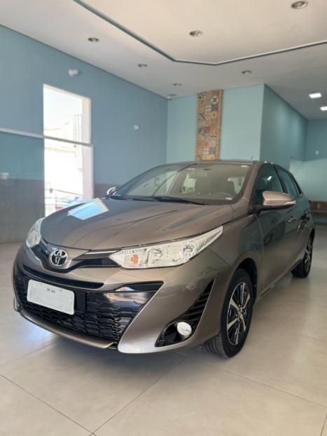 TOYOTA Yaris Hatch 1.5 16V 4P FLEX XS MULTIDRIVE AUTOMTICO CVT, Foto 2