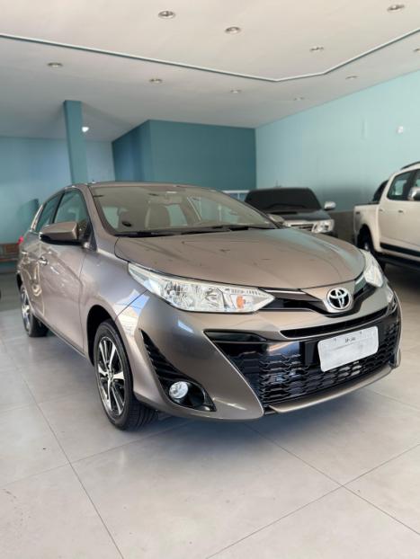 TOYOTA Yaris Hatch 1.5 16V 4P FLEX XS MULTIDRIVE AUTOMTICO CVT, Foto 3