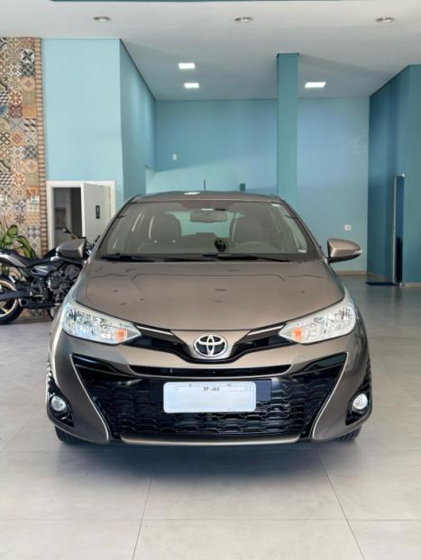 TOYOTA Yaris Hatch 1.5 16V 4P FLEX XS MULTIDRIVE AUTOMTICO CVT, Foto 4