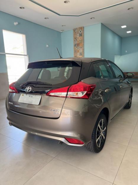 TOYOTA Yaris Hatch 1.5 16V 4P FLEX XS MULTIDRIVE AUTOMTICO CVT, Foto 6