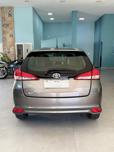TOYOTA Yaris Hatch 1.5 16V 4P FLEX XS MULTIDRIVE AUTOMTICO CVT, Foto 8