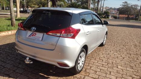 TOYOTA Yaris Hatch 1.3 16V 4P FLEX XL MULTIDRIVE AUTOMTICO CVT, Foto 8