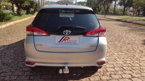 TOYOTA Yaris Hatch 1.3 16V 4P FLEX XL MULTIDRIVE AUTOMTICO CVT, Foto 9