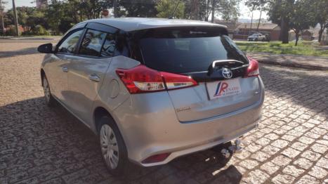 TOYOTA Yaris Hatch 1.3 16V 4P FLEX XL MULTIDRIVE AUTOMTICO CVT, Foto 10