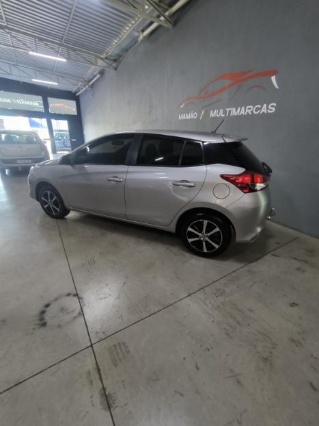 TOYOTA Yaris Hatch 1.3 16V 4P FLEX XL MULTIDRIVE AUTOMTICO CVT, Foto 6