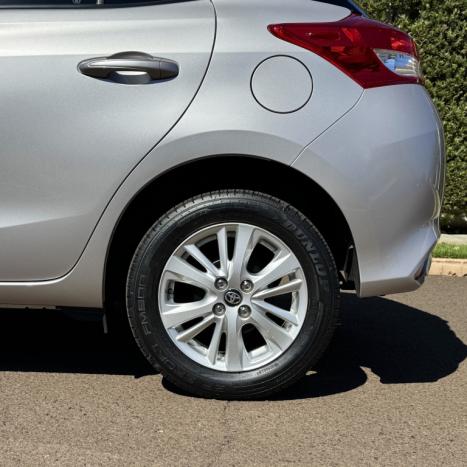 TOYOTA Yaris Hatch 1.3 16V 4P FLEX XL MULTIDRIVE AUTOMTICO CVT, Foto 10