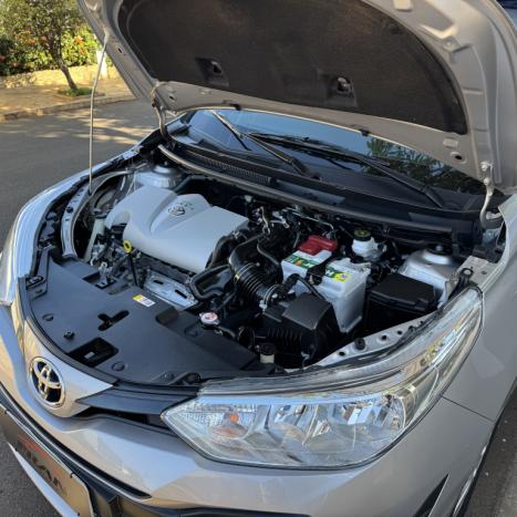 TOYOTA Yaris Hatch 1.3 16V 4P FLEX XL MULTIDRIVE AUTOMTICO CVT, Foto 12