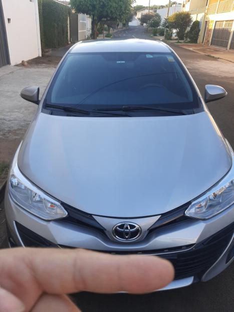TOYOTA Yaris Sedan 1.5 16V 4P FLEX XL MULTIDRIVE AUTOMTICO CVT, Foto 2
