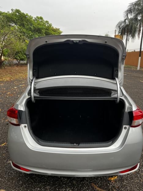 TOYOTA Yaris Sedan 1.5 16V 4P FLEX XS CONNECT MULTIDRIVE AUTOMTICO CVT, Foto 5