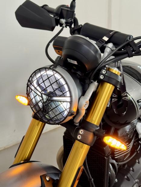 TRIUMPH Scrambler 400X , Foto 9