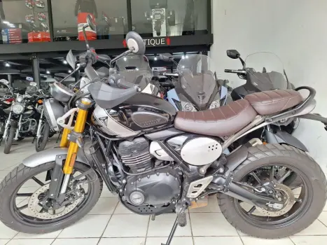TRIUMPH Scrambler 400X , Foto 2