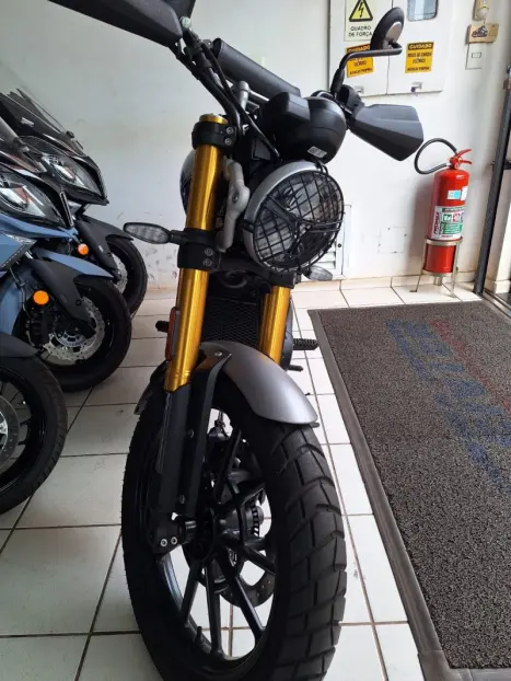 TRIUMPH Scrambler 400X , Foto 5
